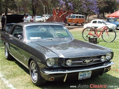 10o Encuentro Nacional de Autos Antiguos Atotonilco - 1965 Ford Mustang Hardtop