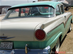 10a Expoautos Mexicaltzingo - 1957 Ford Fairlane 500 Dos Puertas Sedan