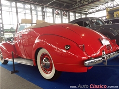 Salón Retromobile FMAAC México 2016 - 1940 Packard Convertible