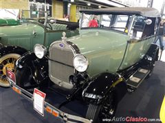 Salón Retromobile FMAAC México 2015 - Ford Phaeton 1928