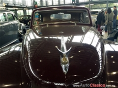 Salón Retromobile FMAAC México 2015 - Lincoln Continental 1947