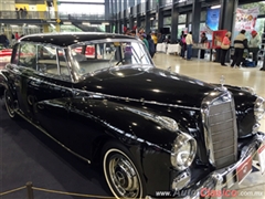 Salón Retromobile FMAAC México 2015 - Mercedes Benz Limusina 300 1958