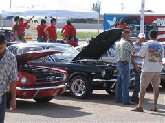 RESTAURACION DE MI MUSTANG 1965 - Exhibiciones