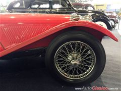 Salón Retromobile FMAAC México 2015 - Jaguar SS 100 1939