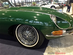 Salón Retromobile FMAAC México 2015 - Jaguar E Type Roadster 1965