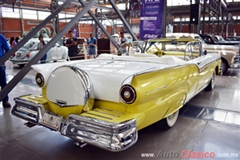 1957 Ford Fairlane 500