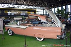 Retromobile 2018 - 1957 & 1958 Ford Fairline Skyliner