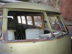 COMBI VW 1966 - HOJALATERIA ZONA FRONTAL