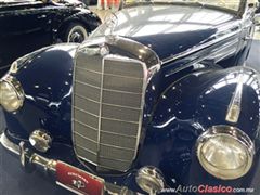 Salón Retromobile FMAAC México 2015 - Mercedes Benz 220 1953