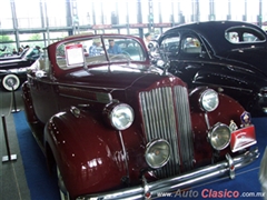 Salón Retromobile FMAAC México 2016 - 1939 Packard Convertible