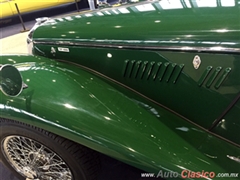 Salón Retromobile FMAAC México 2015 - MG TF 1955