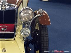 Salón Retromobile FMAAC México 2015 - MG model PA 1935