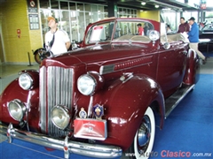 Salón Retromobile FMAAC México 2016 - 1939 Packard Convertible