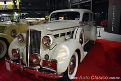 1937 Packard Sedan, 8 cilindros en línea de 282ci con 120hp