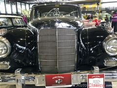 Salón Retromobile FMAAC México 2015 - Mercedes Benz Limusina 300 1958