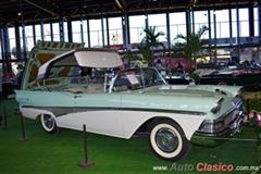 1958 Ford Fairline Skyliner. Motor V8 de 332ci que desarrolla 265hp.