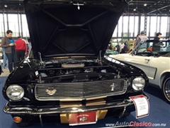 Salón Retromobile FMAAC México 2015 - Ford Mustang Shelby GT 350H 1966