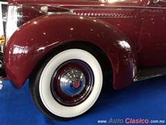 Salón Retromobile FMAAC México 2016 - 1939 Packard Convertible