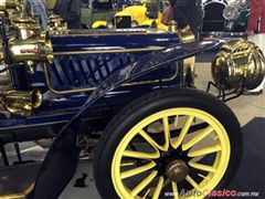 Salón Retromobile FMAAC México 2015 - Decauville 1904