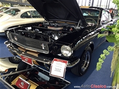 Salón Retromobile FMAAC México 2015 - Ford Mustang Shelby GT 350H 1966