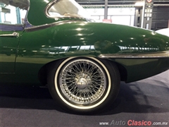 Salón Retromobile FMAAC México 2015 - Jaguar E Type Roadster 1965