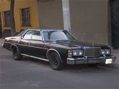 MI JUGUETITO FORD LTD 75 - ORIGINALMENTE LLEGO ASI