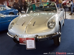 Salón Retromobile FMAAC México 2015 - Renault Dinalpin Cabriolet 1967