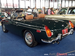 Salón Retromobile FMAAC México 2015 - MG B 1972