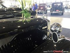 Salón Retromobile FMAAC México 2015 - MG model TD 1951