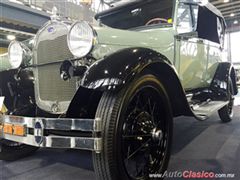 Salón Retromobile FMAAC México 2015 - Ford Phaeton 1928