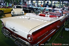 1957 Ford Fairlane 500. Motor V8 de 312ci que desarrolla 245hp