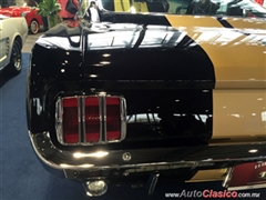 Salón Retromobile FMAAC México 2015 - Ford Mustang Shelby GT 350H 1966