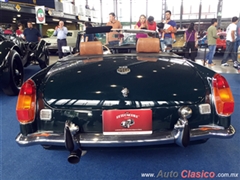 Salón Retromobile FMAAC México 2015 - MG B 1972