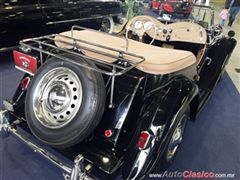 Salón Retromobile FMAAC México 2015 - MG model TD 1951