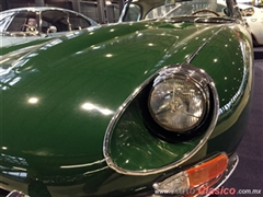 Salón Retromobile FMAAC México 2015 - Jaguar E Type Roadster 1965