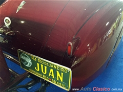 Salón Retromobile FMAAC México 2016 - 1939 Packard Convertible