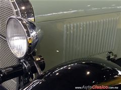 Salón Retromobile FMAAC México 2015 - Ford Phaeton 1928