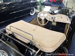 Salón Retromobile FMAAC México 2015 - MG model TD 1951