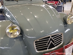 Salón Retromobile FMAAC México 2015 - Citroen 2 CV 1963