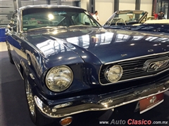 Salón Retromobile FMAAC México 2015 - Ford Mustang 2+2 1966