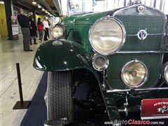 Salón Retromobile FMAAC México 2015 - Cadillac 1931 Oepra Seat Town Cabriolet