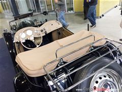 Salón Retromobile FMAAC México 2015 - MG model TD 1951