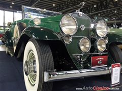 Salón Retromobile FMAAC México 2015 - Cadillac 1931 Oepra Seat Town Cabriolet