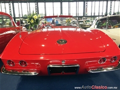 Salón Retromobile FMAAC México 2015 - Chevrolet Corvette 1962