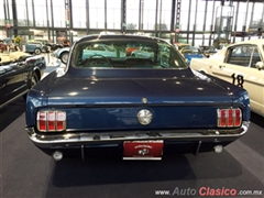 Salón Retromobile FMAAC México 2015 - Ford Mustang 2+2 1966