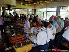 Puebla Classic Tour 2019 - Pega de calcomanias y comida en Africam Safari