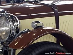 Salón Retromobile FMAAC México 2015 - MG model PA 1935