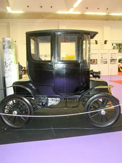 1910 Detroit Electric