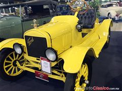 Salón Retromobile FMAAC México 2015 - Ford Speedster 1927