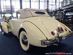 Salón Retromobile FMAAC México 2015 - Cord 812 Phaeton Sedan Supercharged 1937